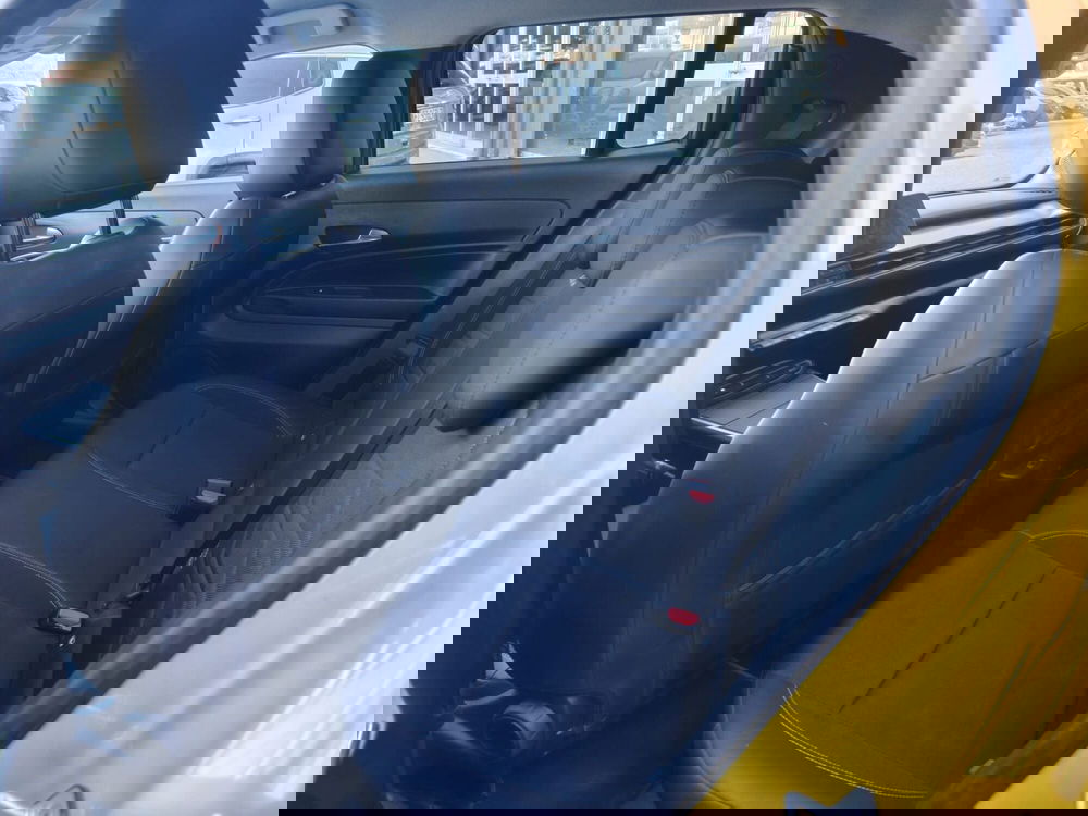 Jeep Avenger usata a L'Aquila (9)