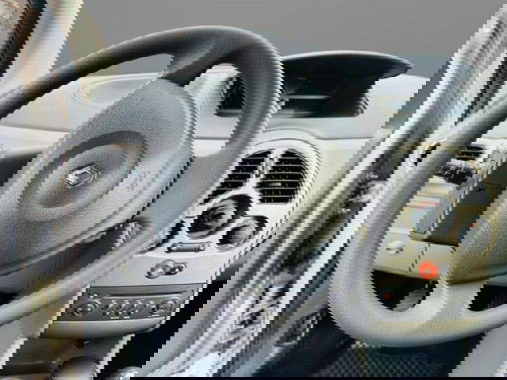 Renault Grand Modus usata a Firenze (12)