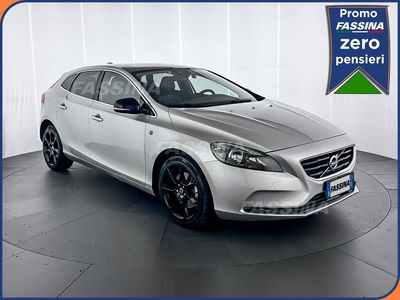 Volvo V40 T2 Volvo Ocean Race del 2016 usata a Milano