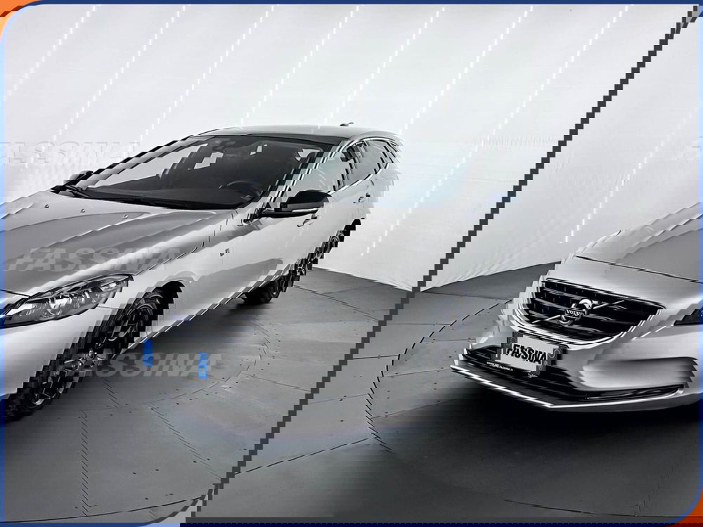 Volvo V40 usata a Milano (3)