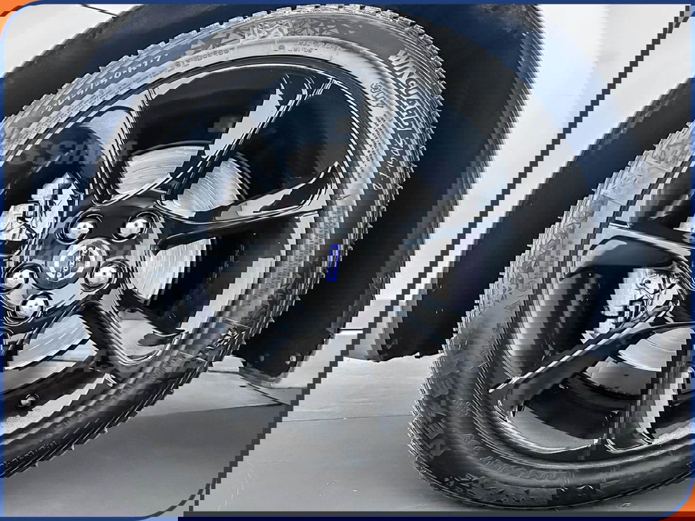 Volvo V40 usata a Milano (7)