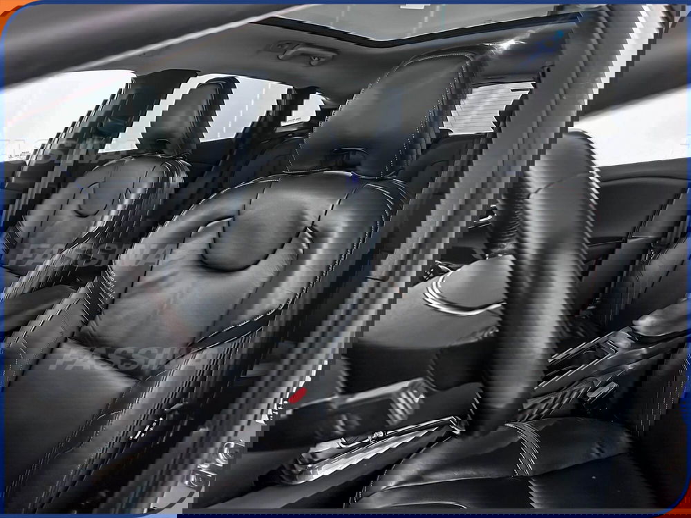 Volvo V40 usata a Milano (8)