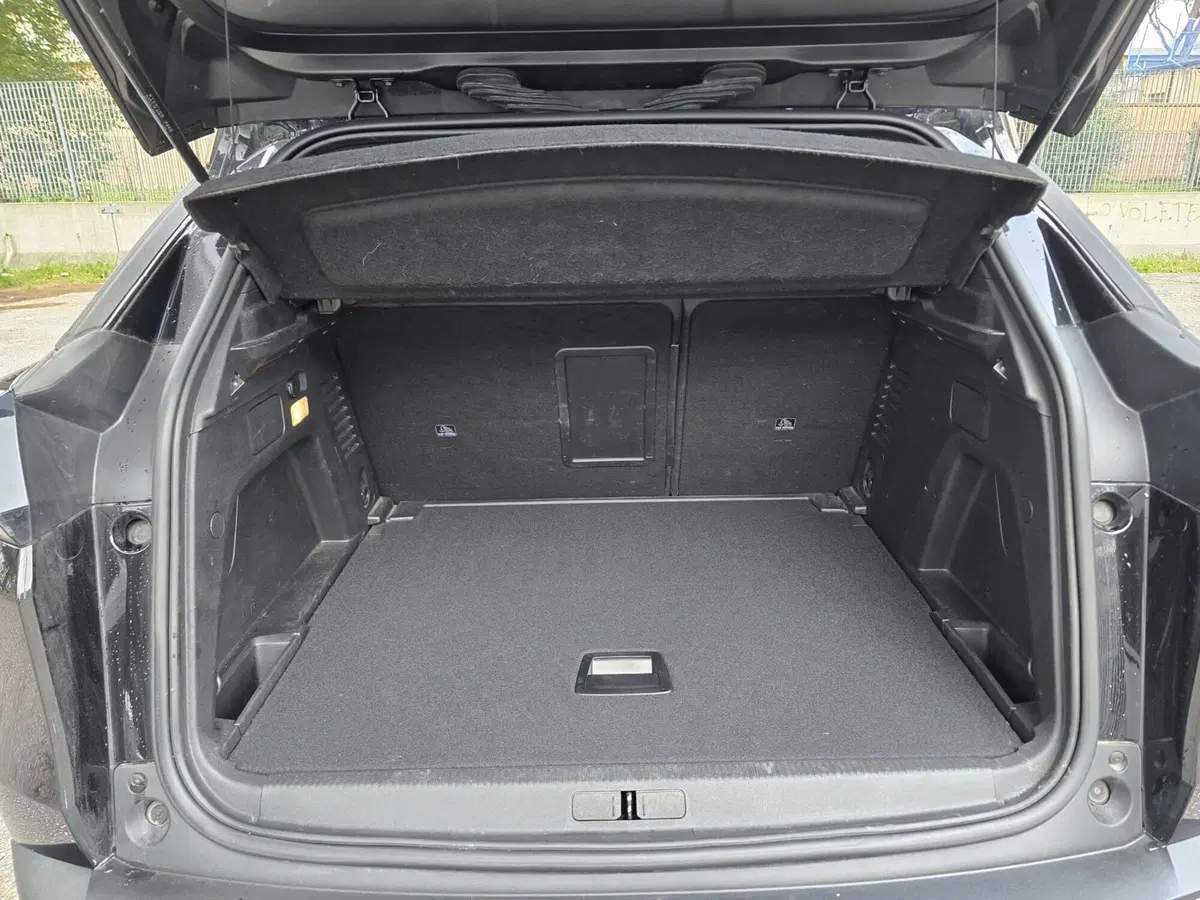 Peugeot 3008 usata a Massa-Carrara (12)