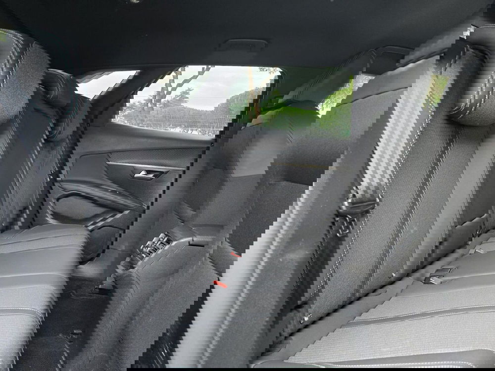 Peugeot 3008 usata a Massa-Carrara (13)