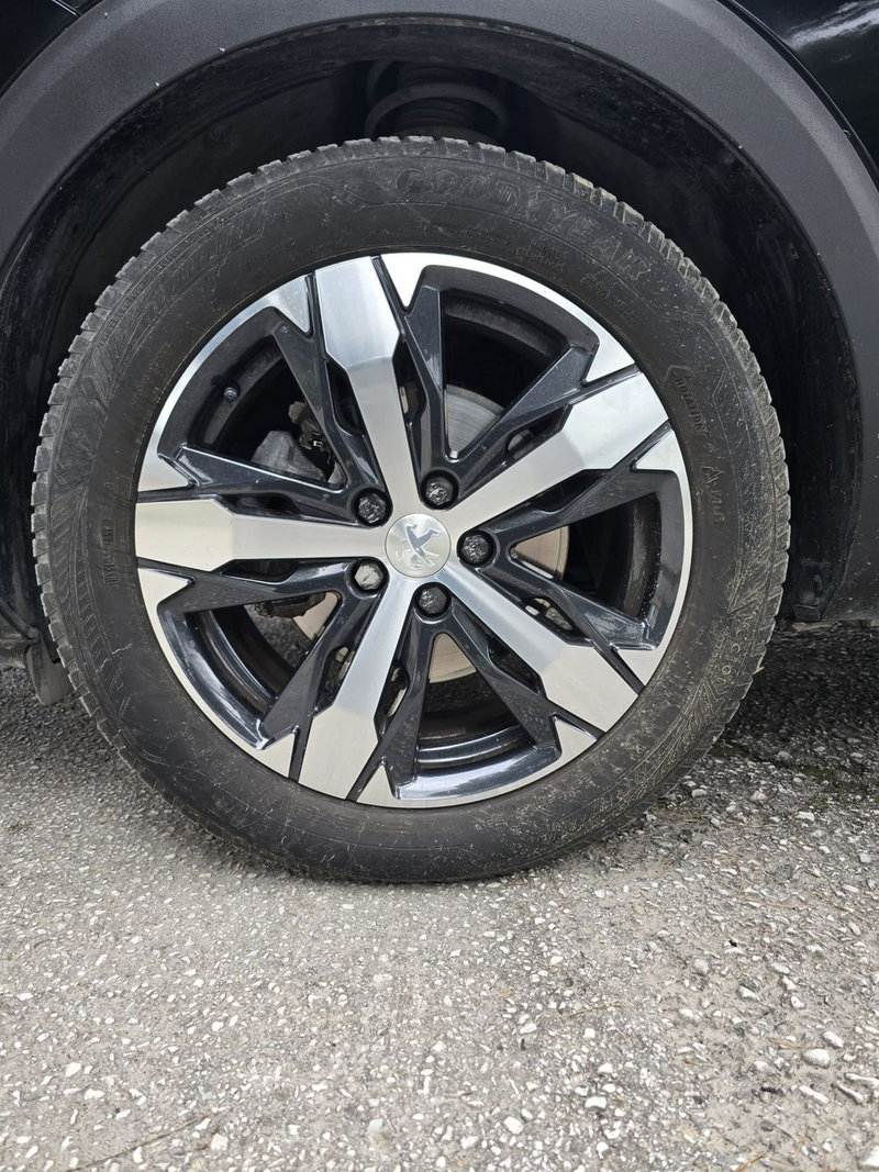 Peugeot 3008 usata a Massa-Carrara (16)