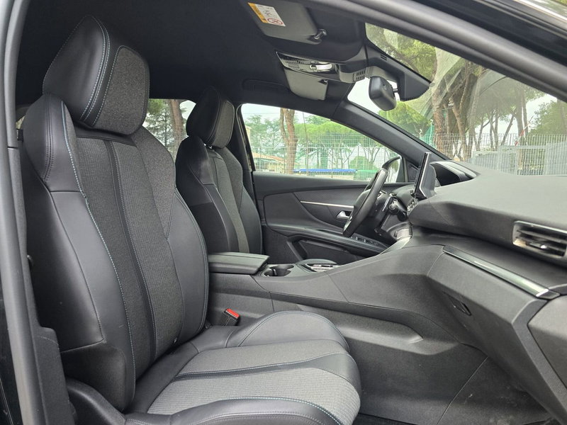 Peugeot 3008 usata a Massa-Carrara (5)