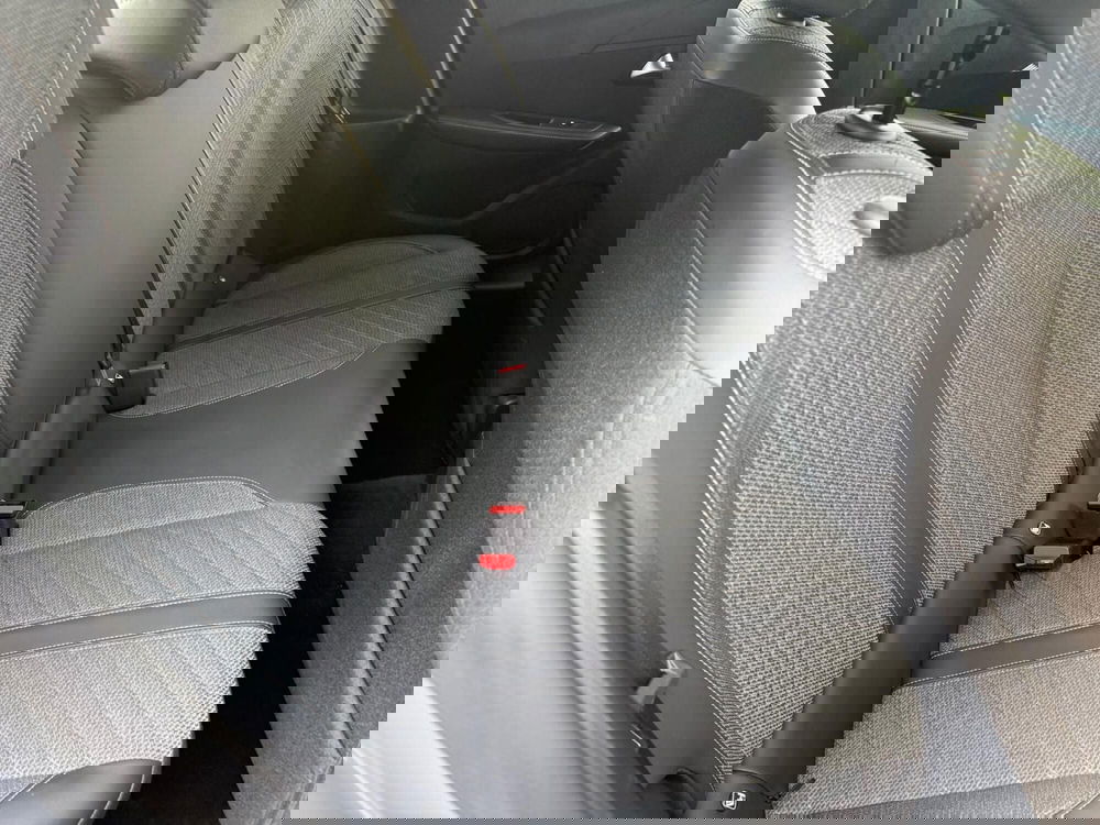 Peugeot 208 usata a Massa-Carrara (12)