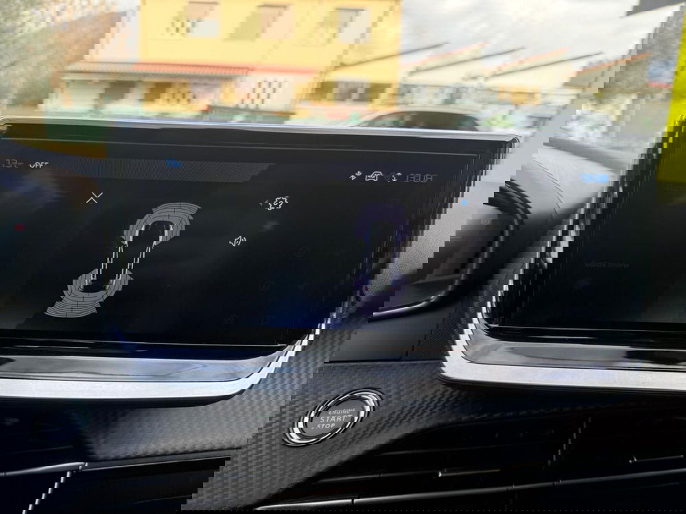 Peugeot 208 usata a Massa-Carrara (15)