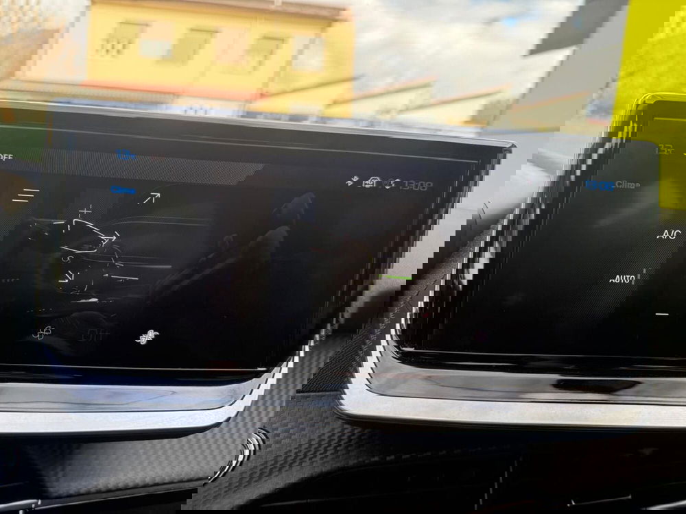 Peugeot 208 usata a Massa-Carrara (20)