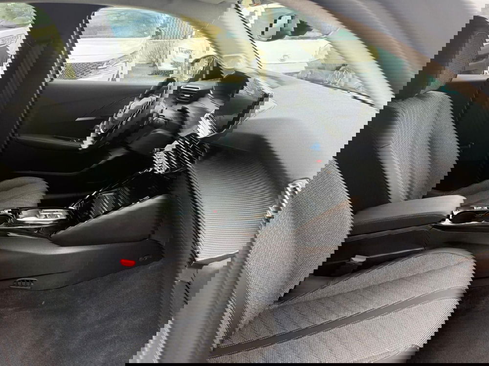 Peugeot 208 usata a Massa-Carrara (5)