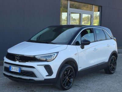 Opel Crossland 1.2 Turbo 12V 110 CV Start&amp;Stop Design &amp; Tech del 2023 usata a Foggia