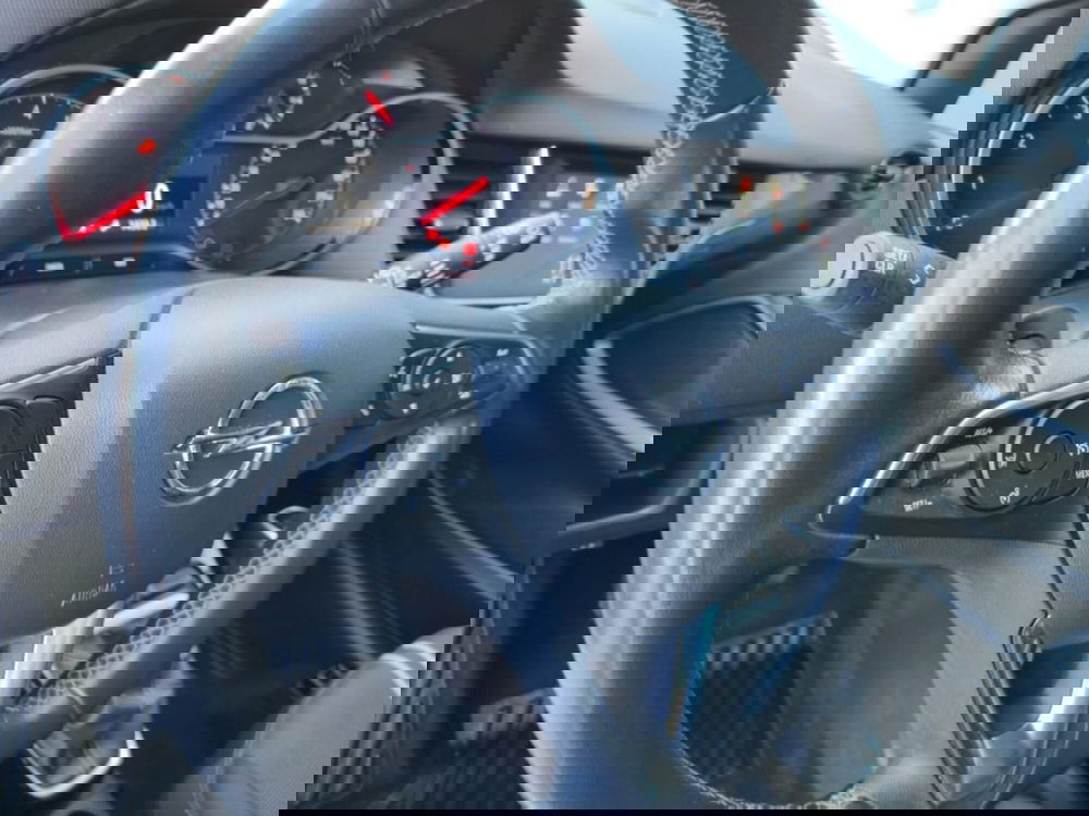 Opel Crossland usata a Foggia (15)