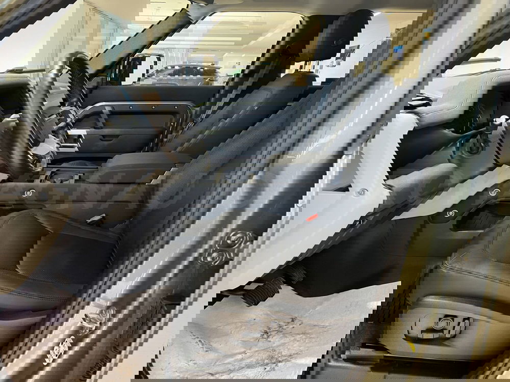 Land Rover Defender usata a Forlì-Cesena (15)