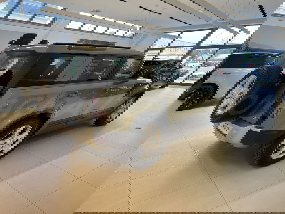 Land Rover Defender usata a Forlì-Cesena (5)