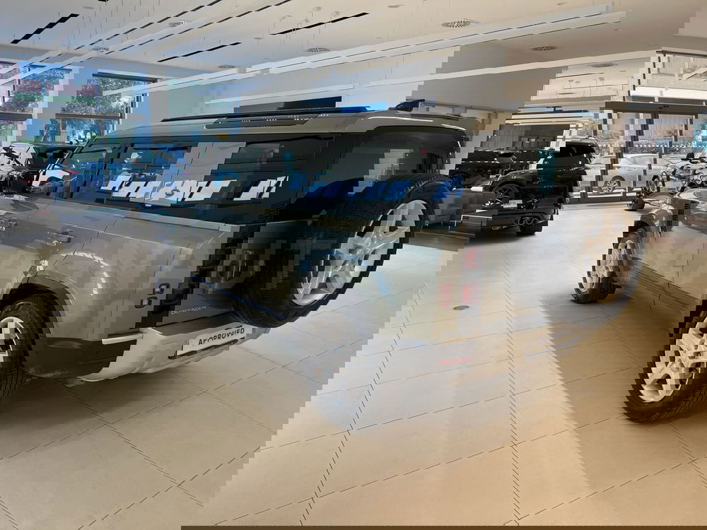 Land Rover Defender usata a Forlì-Cesena (7)