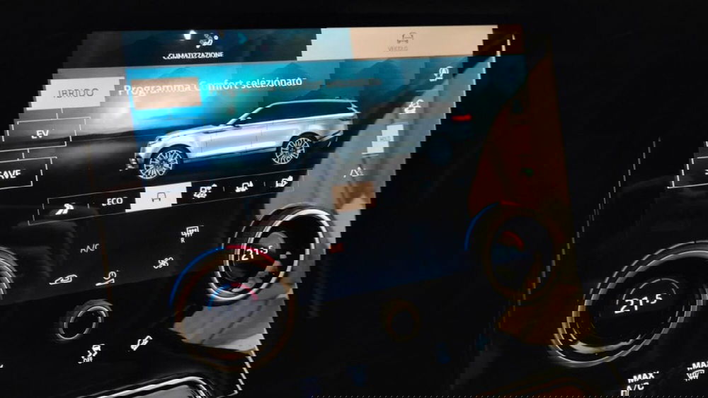 Land Rover Range Rover Velar usata a Verbano Cusio Ossola (13)
