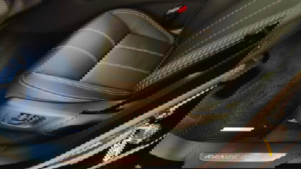 Land Rover Range Rover Velar usata a Verbano Cusio Ossola (18)