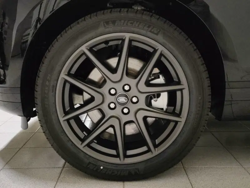 Land Rover Range Rover Velar usata a Verbano Cusio Ossola (9)