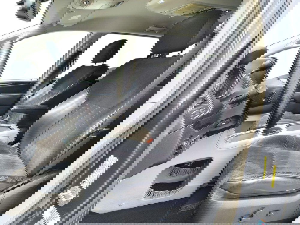 Lancia Voyager usata a Udine (7)