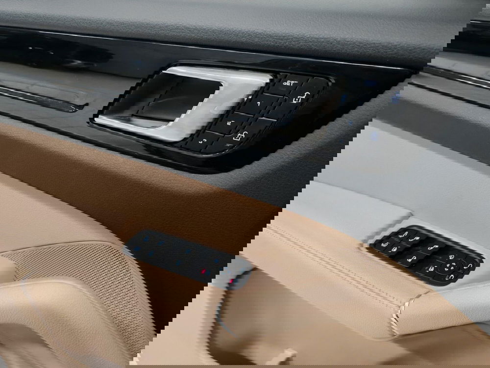 Porsche Cayenne usata a Verbano Cusio Ossola (19)