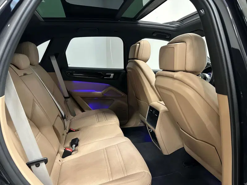 Porsche Cayenne usata a Verbano Cusio Ossola (5)