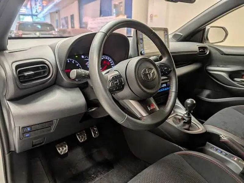 Toyota GR Yaris usata a Teramo (11)