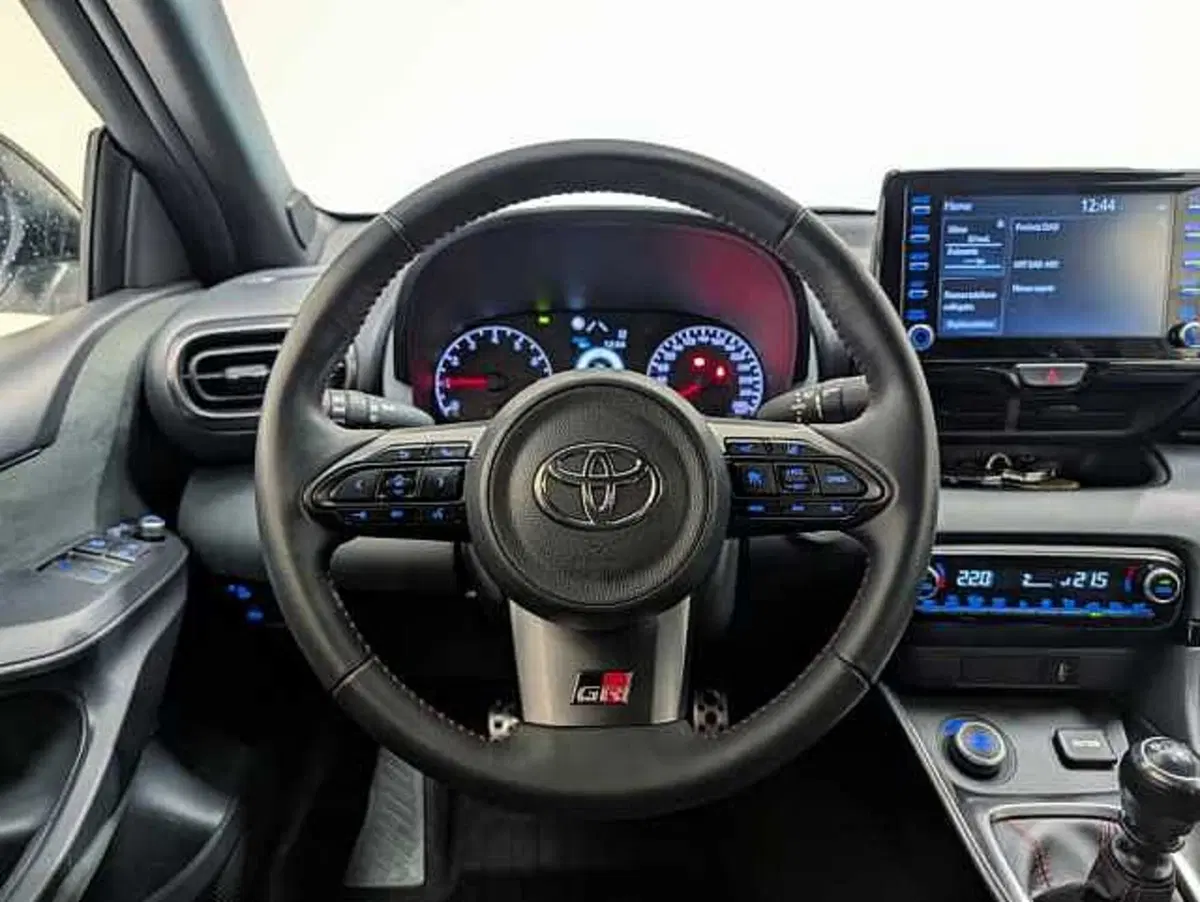 Toyota GR Yaris usata a Teramo (17)