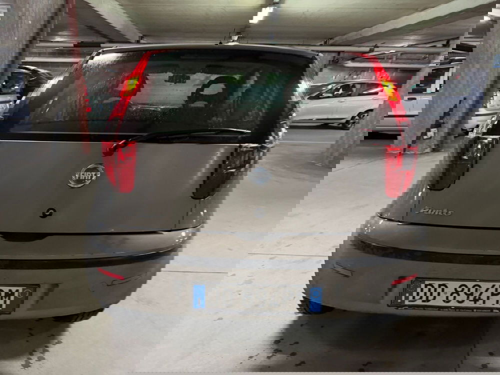 Fiat Punto usata a Genova (4)