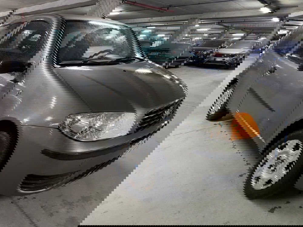 Fiat Punto usata a Genova (6)
