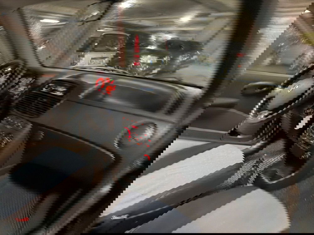 Fiat Punto usata a Genova (9)