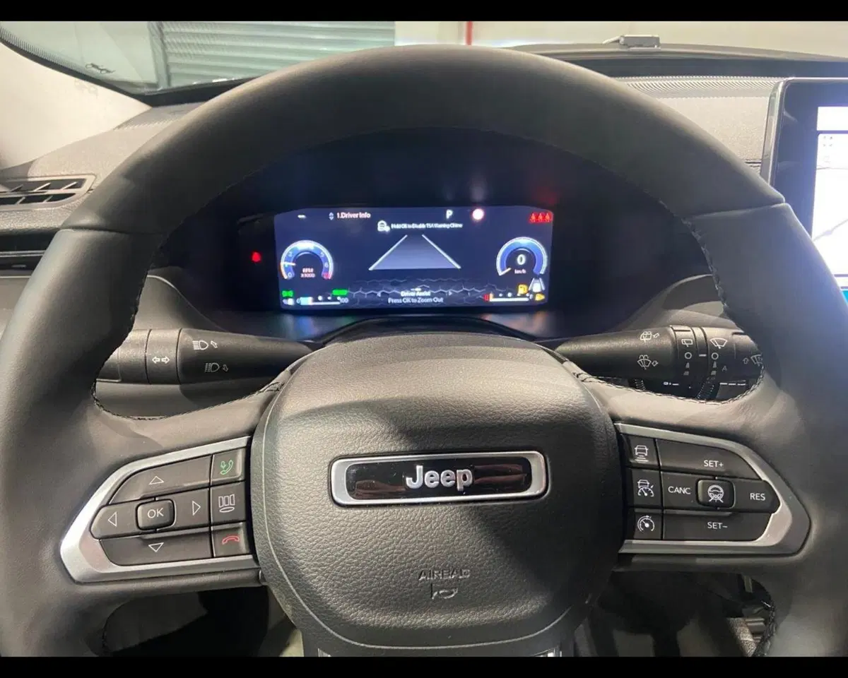 Jeep Compass nuova a Imperia (10)