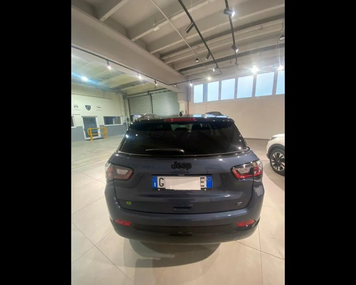 Jeep Compass nuova a Imperia (3)