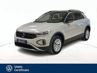 Volkswagen T-Roc 1.0 TSI Life del 2022 usata a Vicenza
