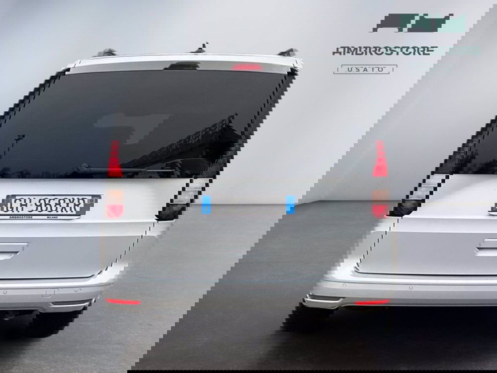 Volkswagen Caddy usata a Milano (6)