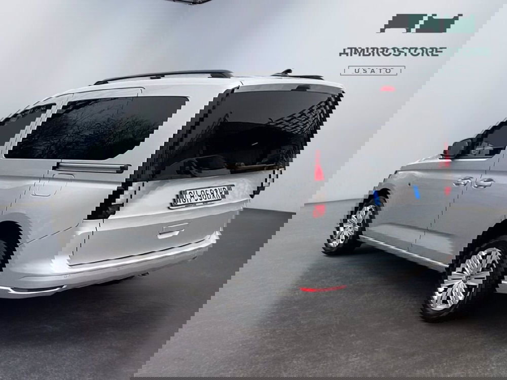 Volkswagen Caddy usata a Milano (7)