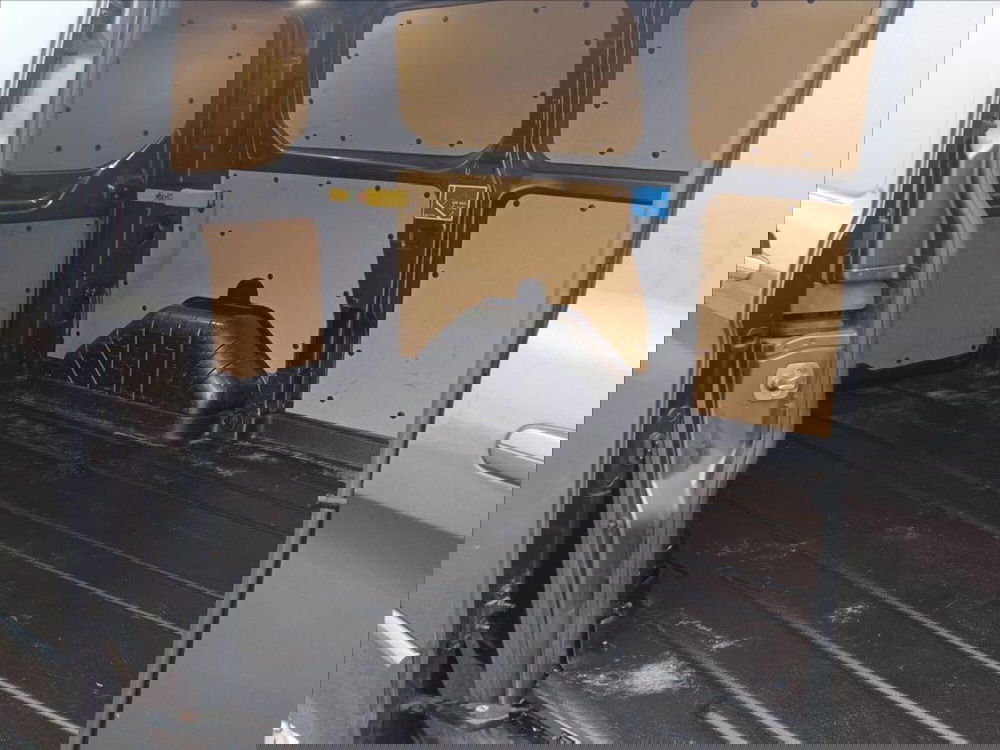 Ford Transit Custom Furgone usata a Milano (20)