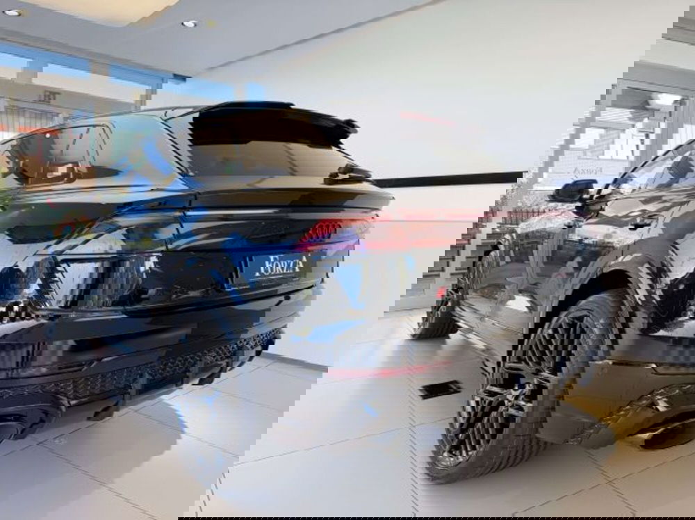 Audi RS Q8 nuova a Torino (14)