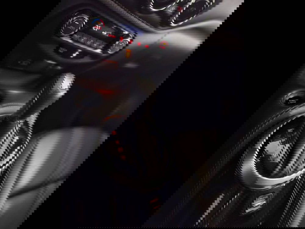 Nissan Juke usata a Torino (9)