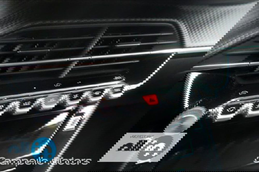 Peugeot 208 usata a Venezia (11)