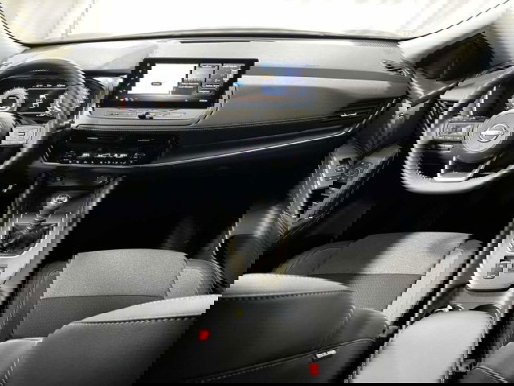 Nissan Qashqai nuova a Sondrio (12)