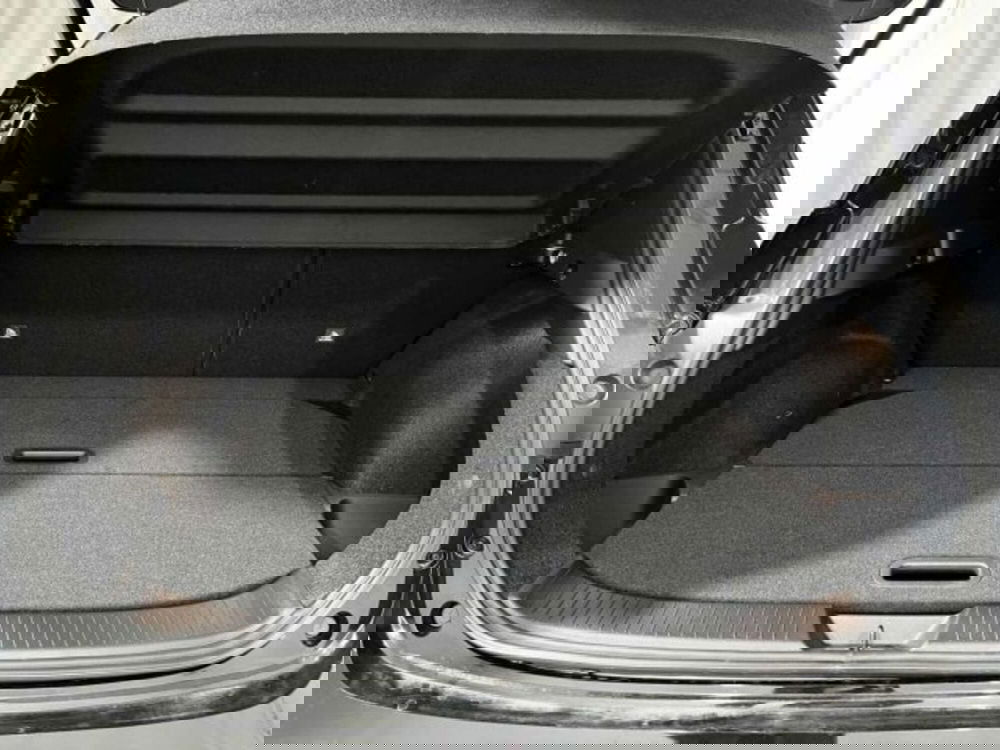 Nissan Qashqai nuova a Sondrio (15)