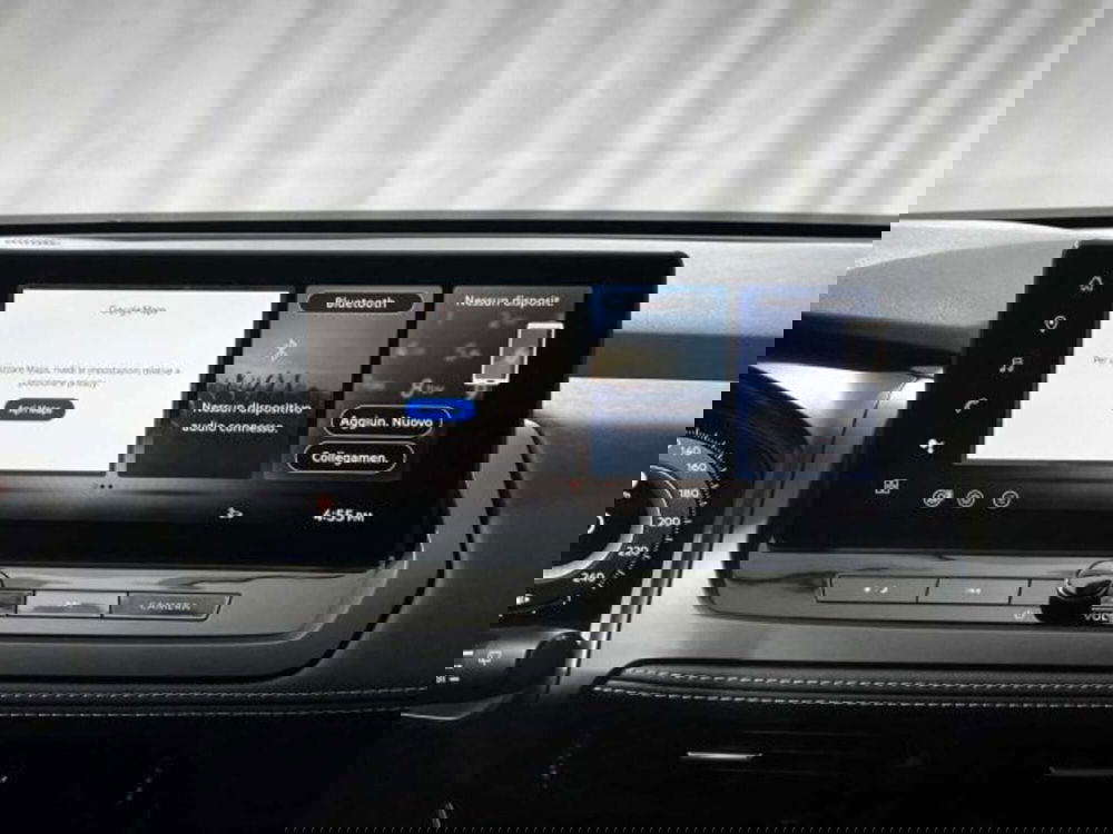 Nissan Qashqai nuova a Sondrio (17)