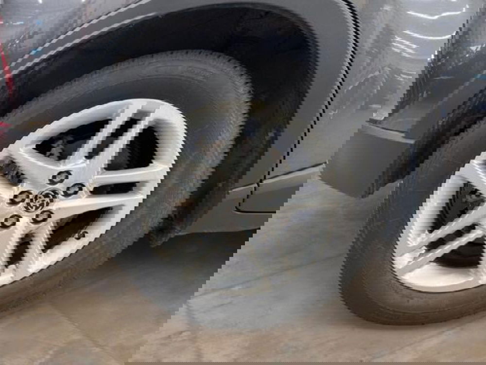 Toyota Toyota C-HR usata a Vercelli (15)