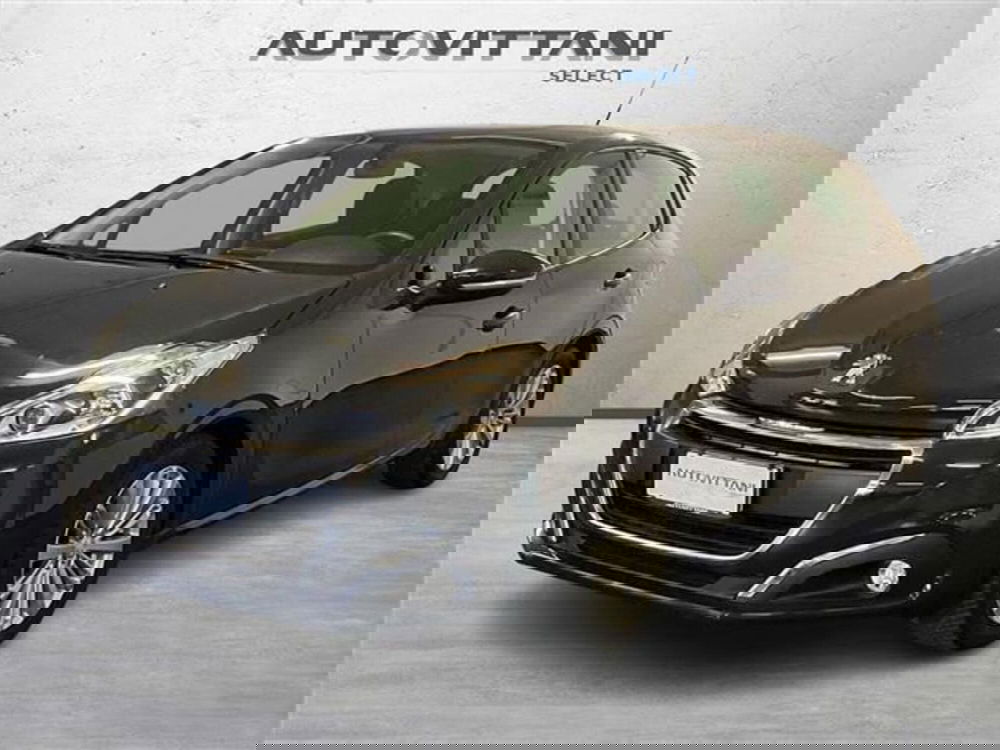 Peugeot 208 usata a Como