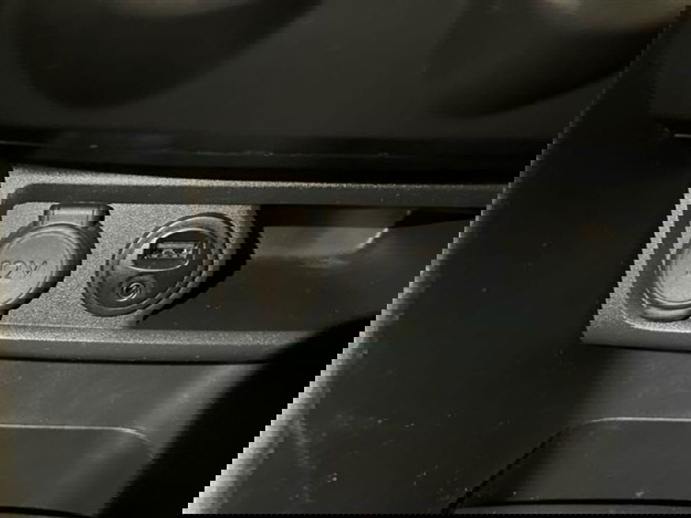 Peugeot 208 usata a Como (19)