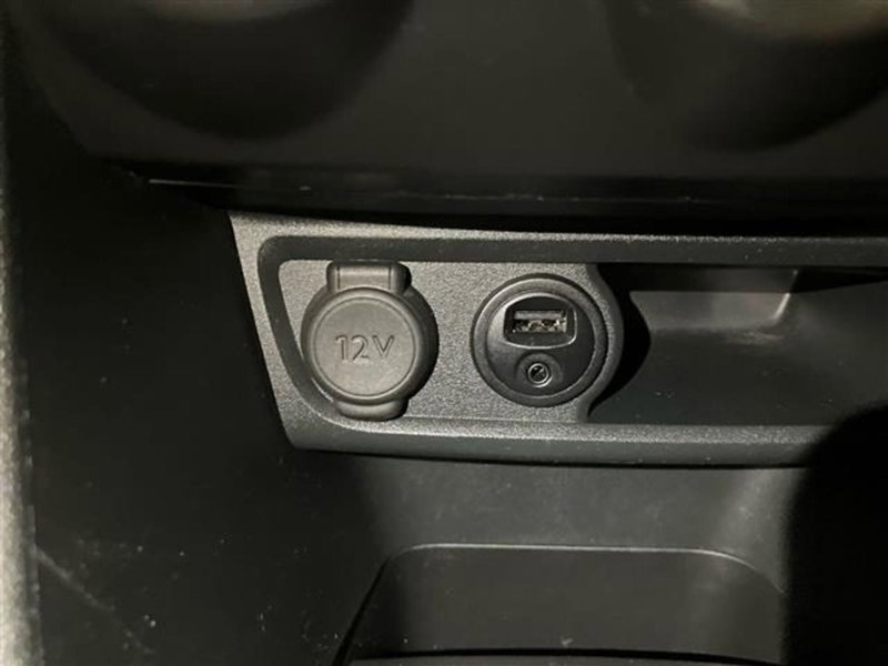 Peugeot 208 usata a Como (19)