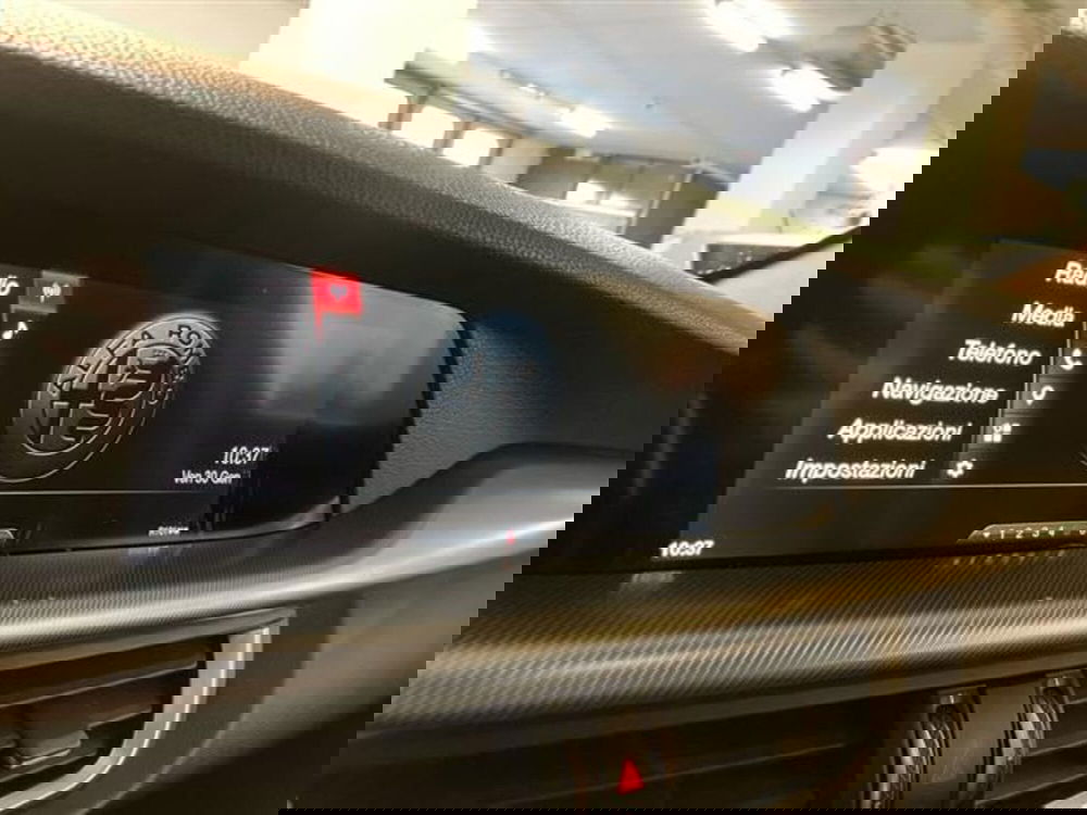 Alfa Romeo Stelvio usata a Como (13)