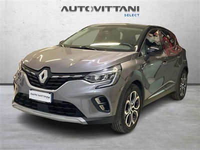 Renault Captur Full Hybrid E-Tech 145 CV Techno Fast Track del 2023 usata a Como