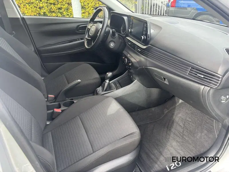 Hyundai i20 usata a Bari (13)