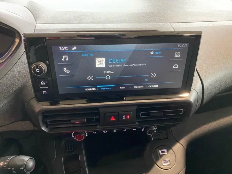 Peugeot Partner Furgone nuova a Torino (10)